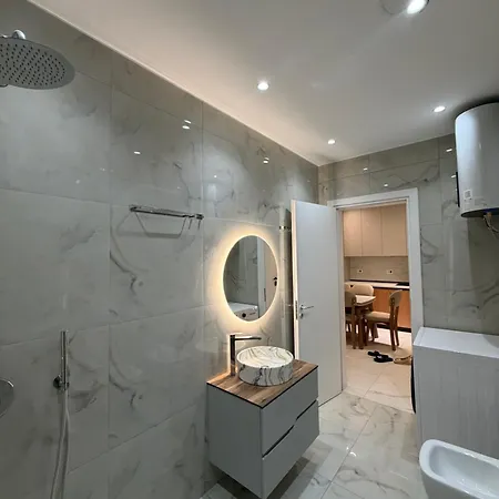 Διαμέρισμα Relax Point Near Airport Kamez